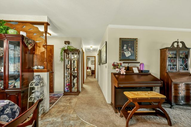 185 October Lane, Merlin, OR 97532