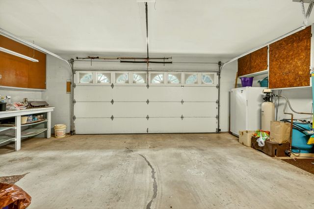 185 October Lane, Merlin, OR 97532