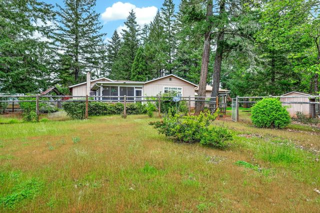 185 October Lane, Merlin, OR 97532