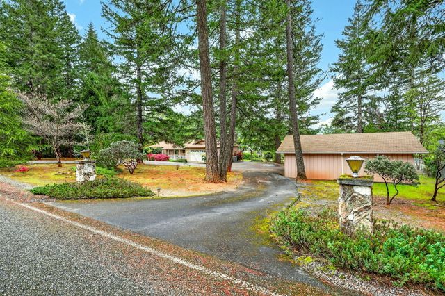 185 October Lane, Merlin, OR 97532