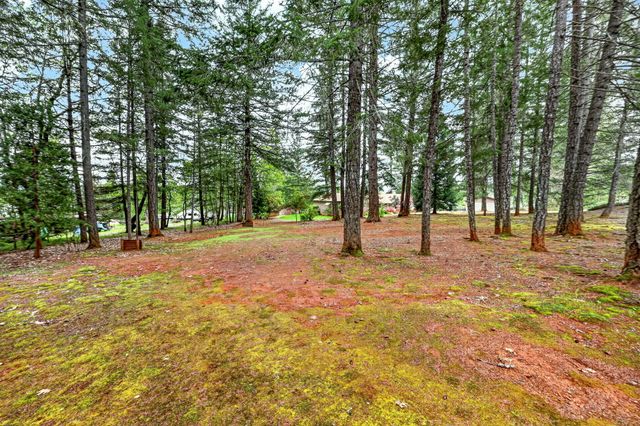 185 October Lane, Merlin, OR 97532