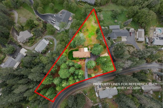 185 October Lane, Merlin, OR 97532