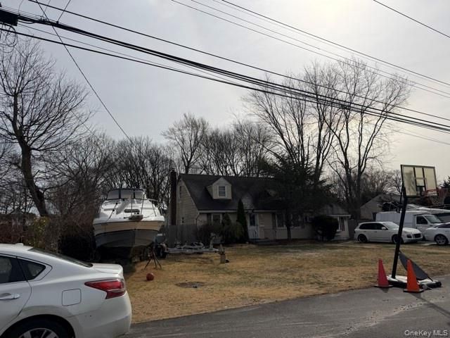 1393 Gardiner Drive, Bay Shore, NY 11706