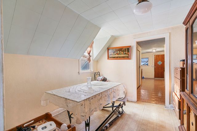 1520 N Washtenaw Avenue, Chicago, IL 60622