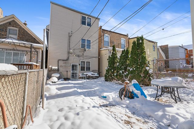 1520 N Washtenaw Avenue, Chicago, IL 60622