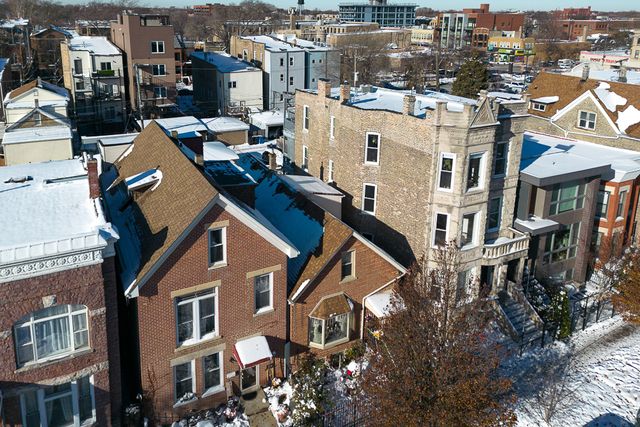 1520 N Washtenaw Avenue, Chicago, IL 60622