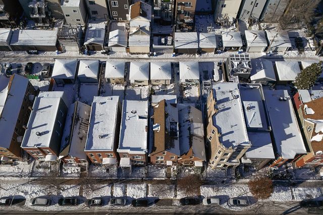 1520 N Washtenaw Avenue, Chicago, IL 60622