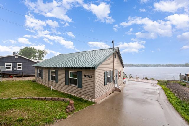 8741 S Old State Avenue, Farwell, MI 48622