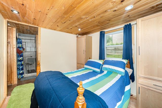 8741 S Old State Avenue, Farwell, MI 48622