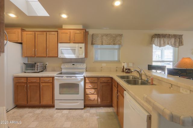 2263 N TREKELL Road 17, Casa Grande, AZ 85122