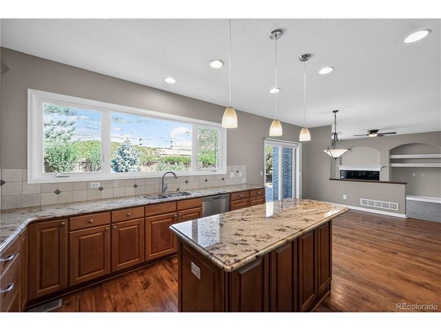 6873 Esperanza Dr, Castle Pines, CO 80108