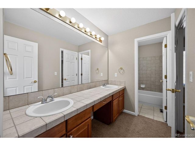 6873 Esperanza Dr, Castle Pines, CO 80108