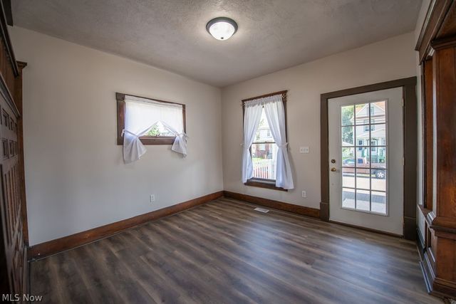 937 Park Avenue SW, Canton, OH 44706