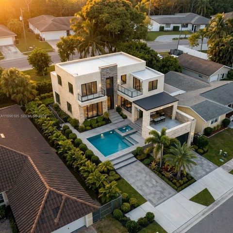 2941 NW 8th Place, Fort Lauderdale, FL 33311
