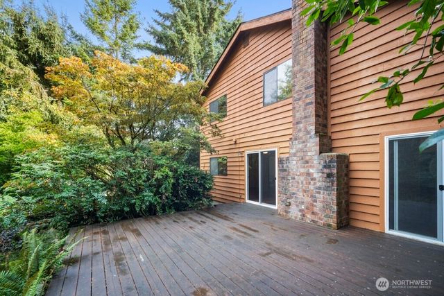 8727 Johnson Point Road NE, Olympia, WA 98516