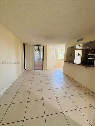 8365 SW 152nd Ave C311, Miami, FL 33193