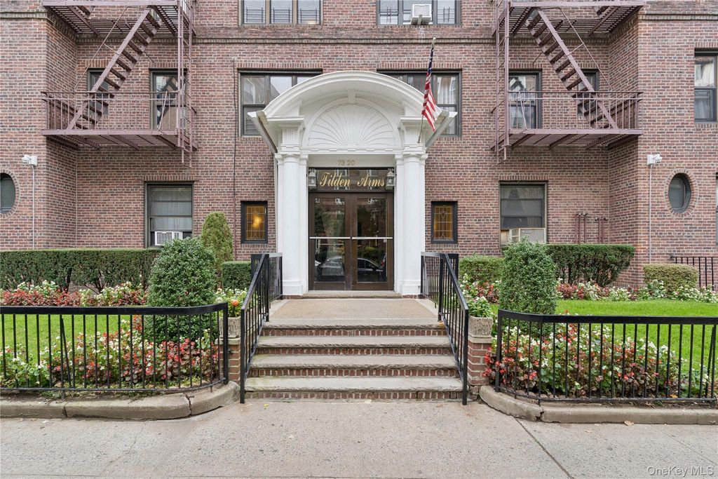 73-20 Austin Street 1E, Forest Hills, NY 11375