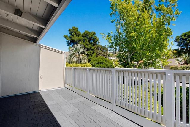 2842 Luciernaga Street, Carlsbad, CA 92009