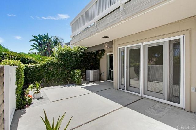 2842 Luciernaga Street, Carlsbad, CA 92009