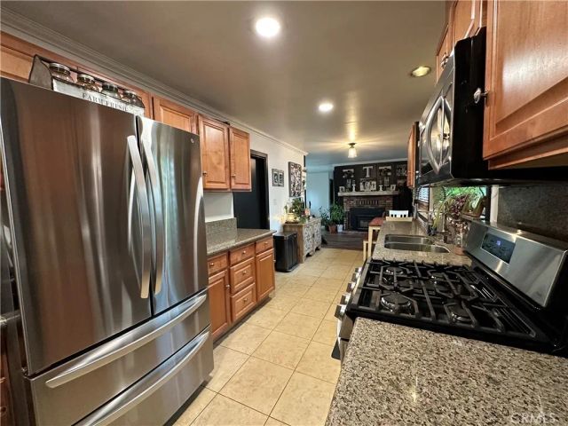 867 B Lane, Big Bear City, CA 92314