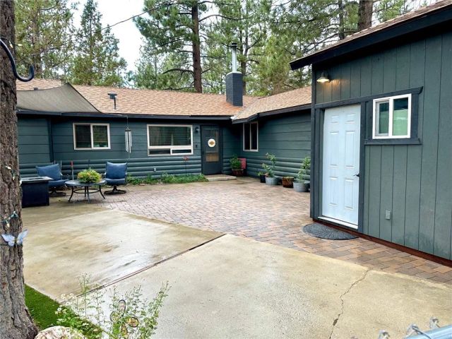 867 B Lane, Big Bear City, CA 92314