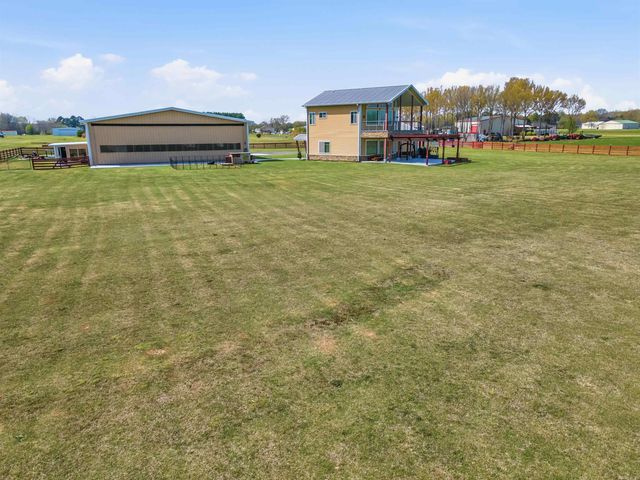 265 Centurion Place, Lonoke, AR 72086