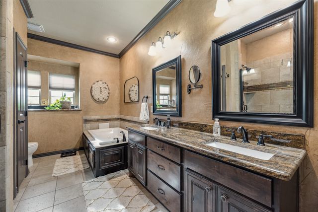 1132 Chartres Street, Oak Ridge, TX 75142