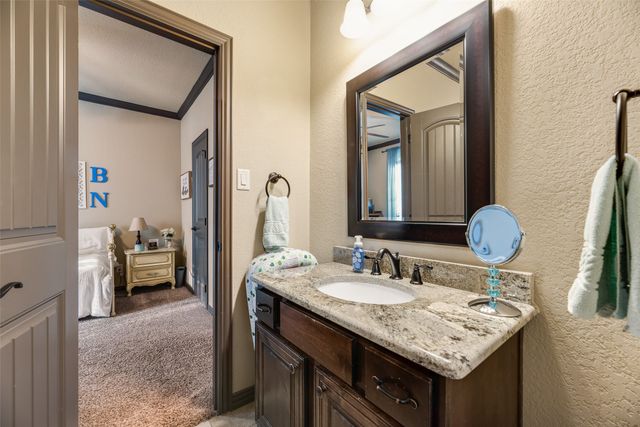 1132 Chartres Street, Oak Ridge, TX 75142