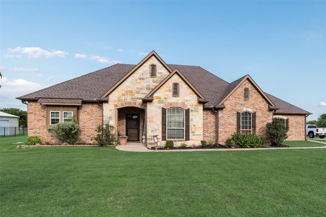 1132 Chartres Street, Oak Ridge, TX 75142