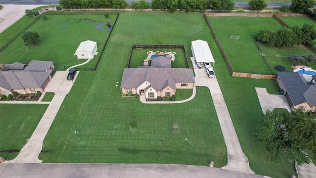 1132 Chartres Street, Oak Ridge, TX 75142