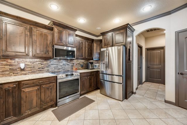 1132 Chartres Street, Oak Ridge, TX 75142