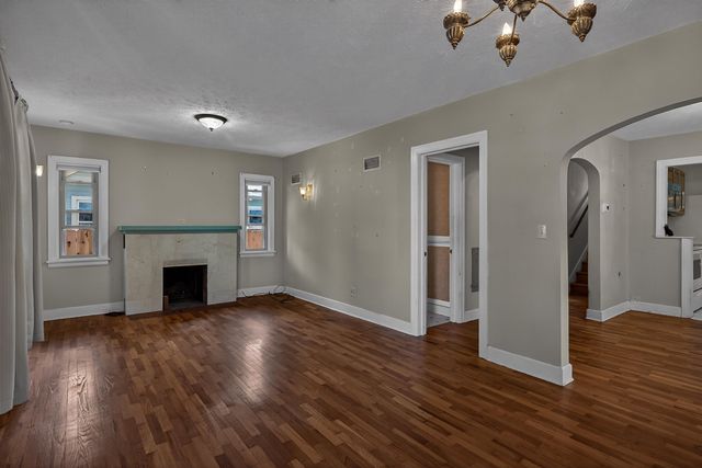 1200 Funston ST, Salina, KS 67401
