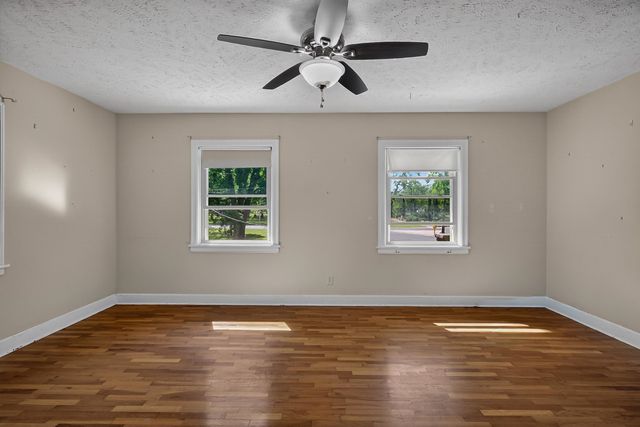1200 Funston ST, Salina, KS 67401