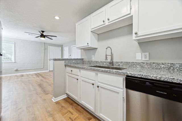 802 Stanford Street 07, Houston, TX 77019