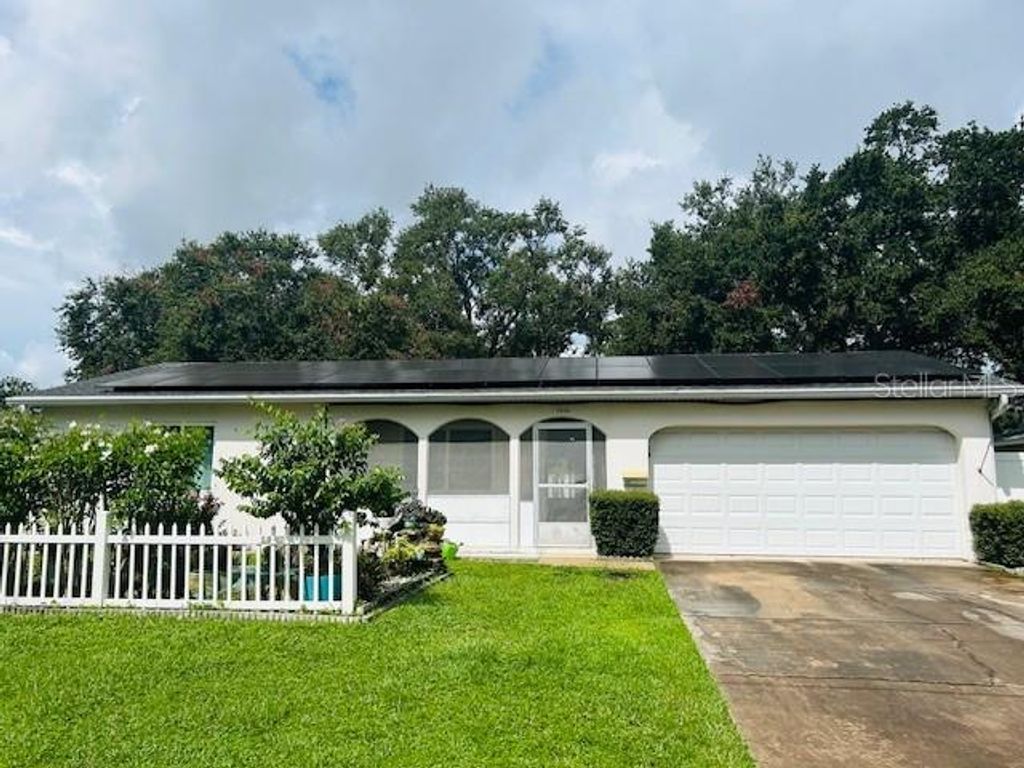 7536 18TH WAY N, St Petersburg, FL 33702