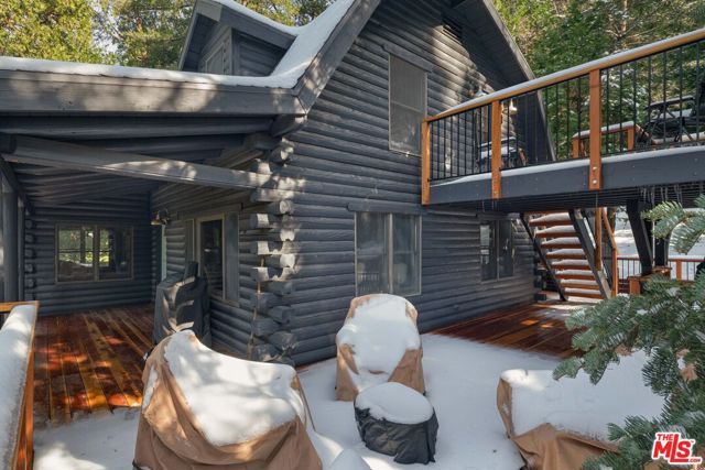 24015 Altdorf Drive, Crestline, CA 92325