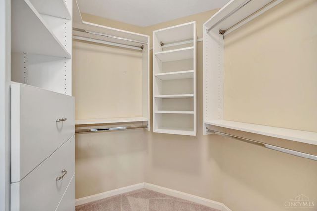 1356 Cotswold Lane, Hamilton, OH 45013