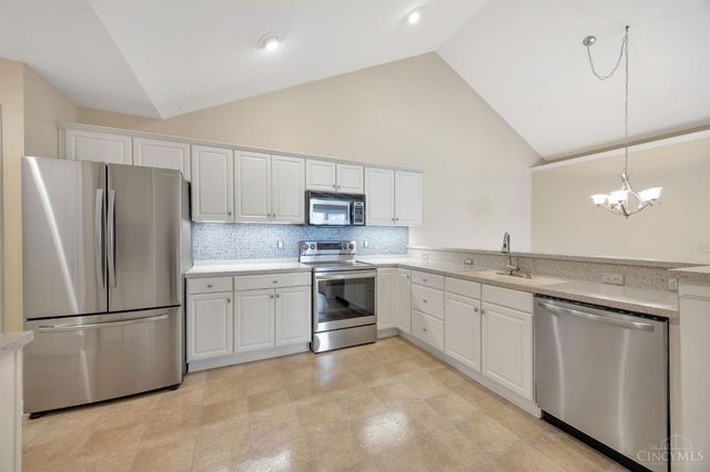 1356 Cotswold Lane, Hamilton, OH 45013