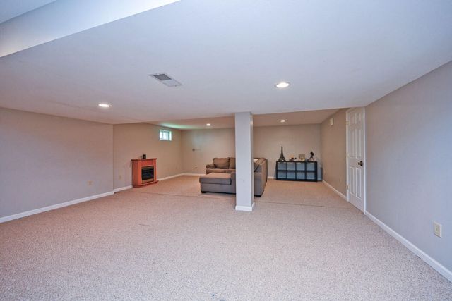 2115 Canyon Court, Hebron, KY 41048