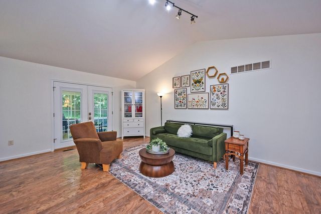 2115 Canyon Court, Hebron, KY 41048