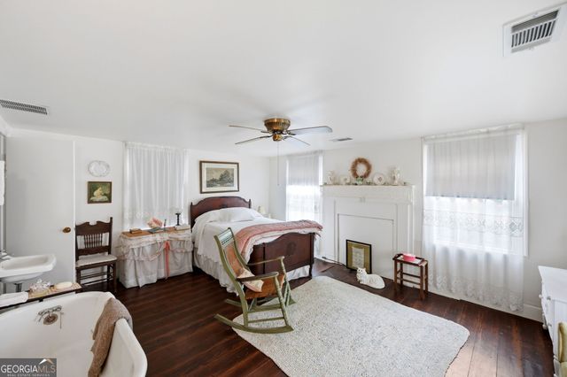 1880 Dames Ferry Road, Forsyth, GA 31029