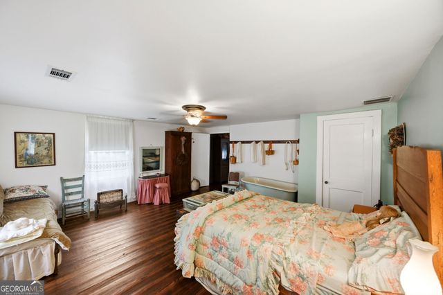 1880 Dames Ferry Road, Forsyth, GA 31029