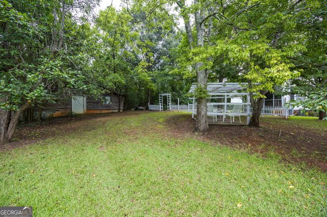 1880 Dames Ferry Road, Forsyth, GA 31029