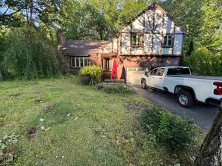 11 Teague Drive, Salem, NH 03079