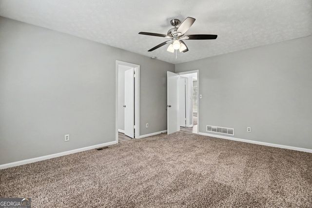 9112 Raven Drive, Jonesboro, GA 30238