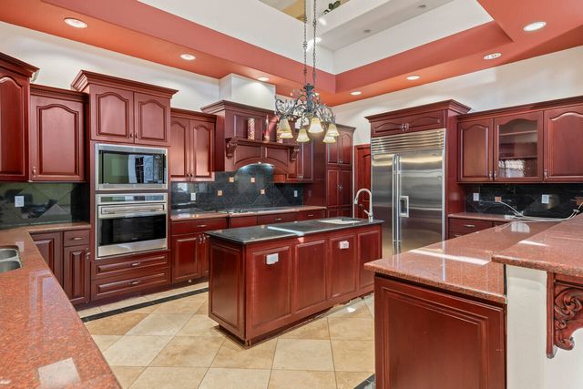 4505 Atherton Way NW, Albuquerque, NM 87120