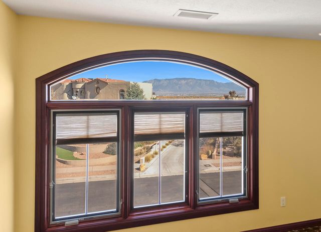 4505 Atherton Way NW, Albuquerque, NM 87120