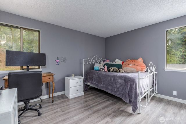 1203 Skyridge Street SE, Lacey, WA 98503