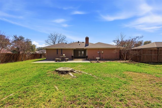 2401 E Windsor Drive, Denton, TX 76209