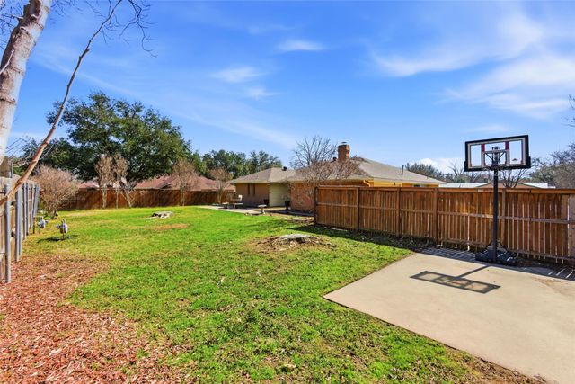 2401 E Windsor Drive, Denton, TX 76209